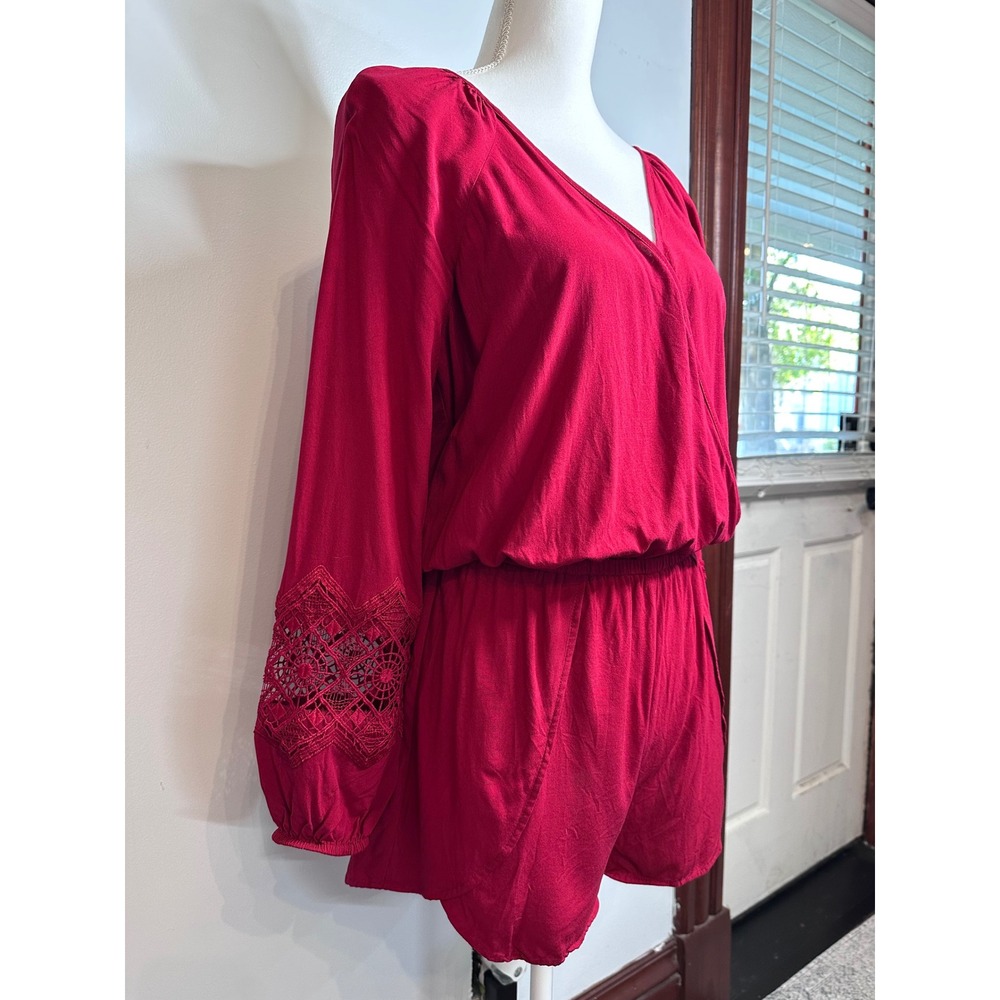Express Red Long Sleeve Crochet Lace Surplice Romper Size Medium Tassel Back Tie - Picture 2 of 9